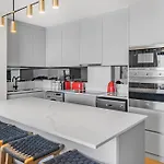 The Marlo Luxury Apartment